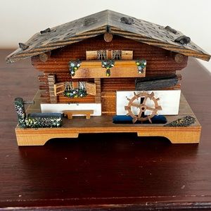 Lador Wooden Chalet Music Box Mill House *READ*